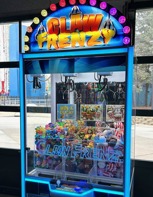 Claw Frenzy - New game at Valleyfair for 2026