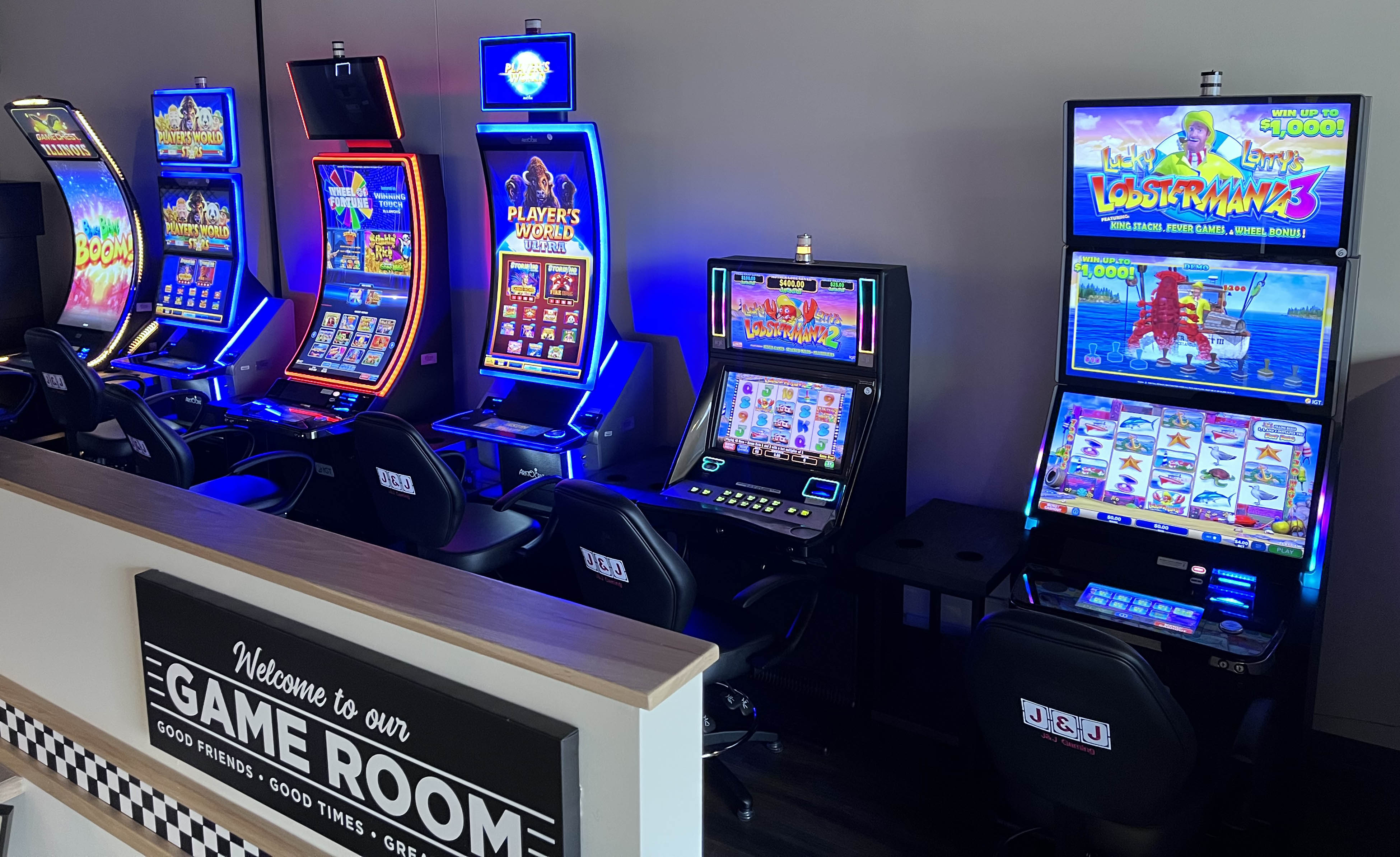 Elsie's Place gaming cafe in Carol Stream, Illinois