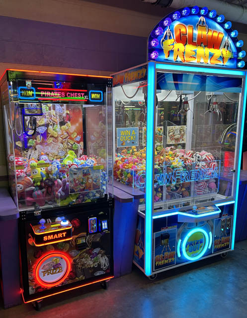 Minnesota State Fair Fun at Playland Arcade - Pirate's Chest Prize Crane and Claw Frenzy